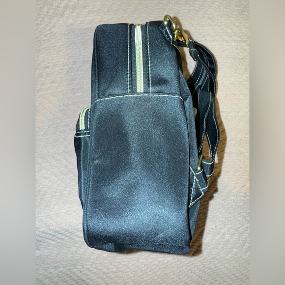 Stone Mountain five Way Backpack with Gold Accents. Adjustable straps. NWT - Picture 3 of 12